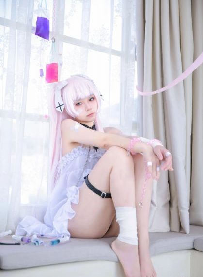 劳拉蒙特斯